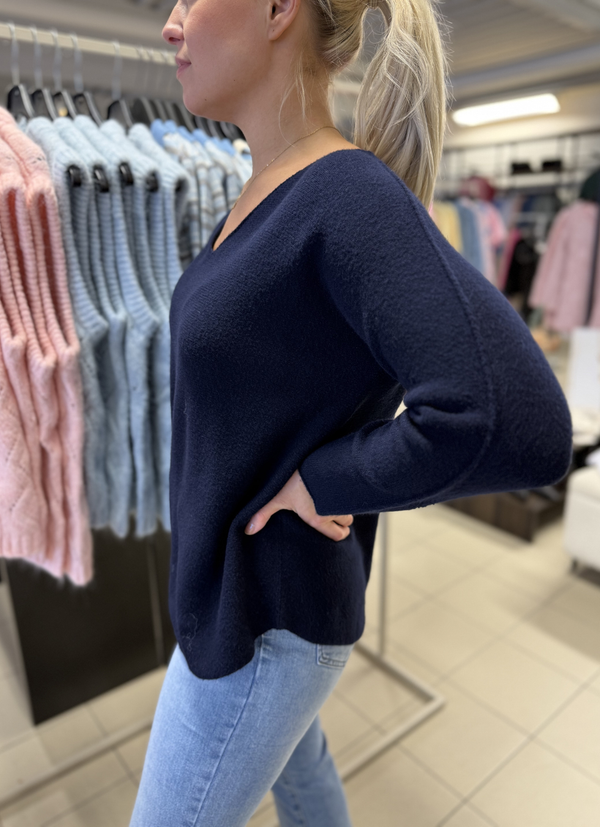 FINSTICKAD TRÖJA ONESIZE V-RING