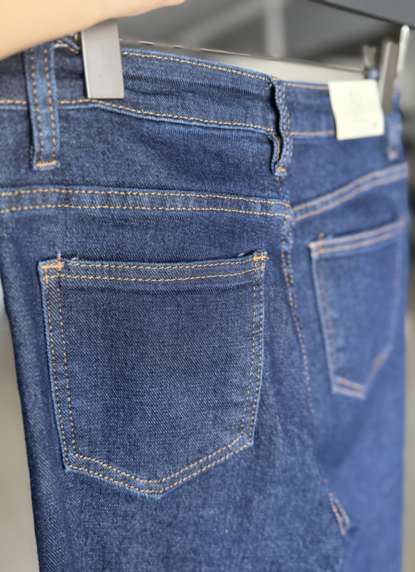 STRETCHJEANS KICKFLARE MED HÖG KOMFORT