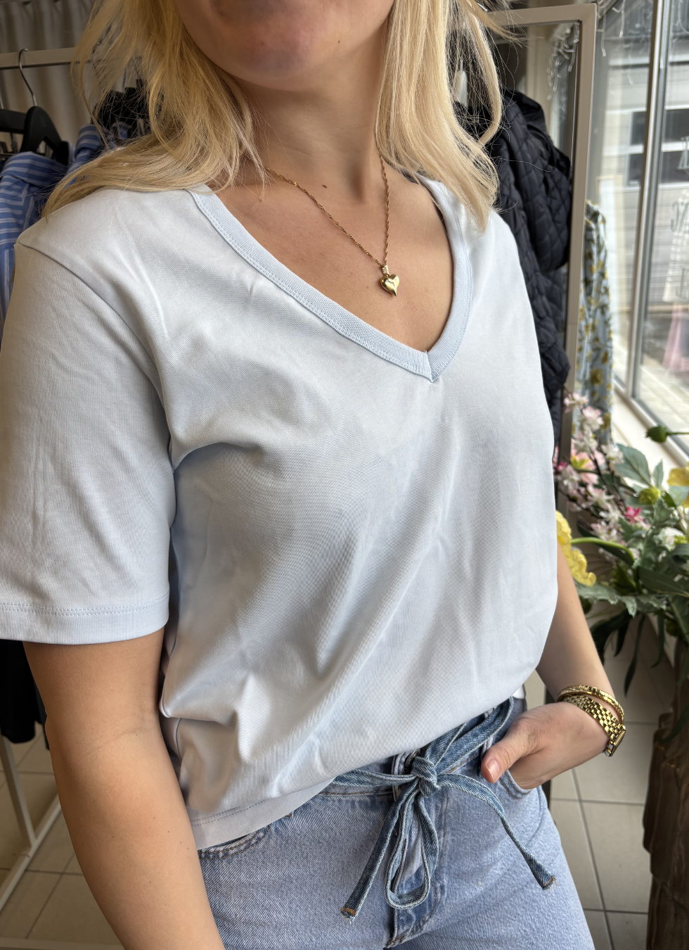 BAS T-SHIRT