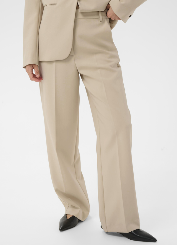 ELEGANTA KOSTYMBYXOR MED REGULAR FIT