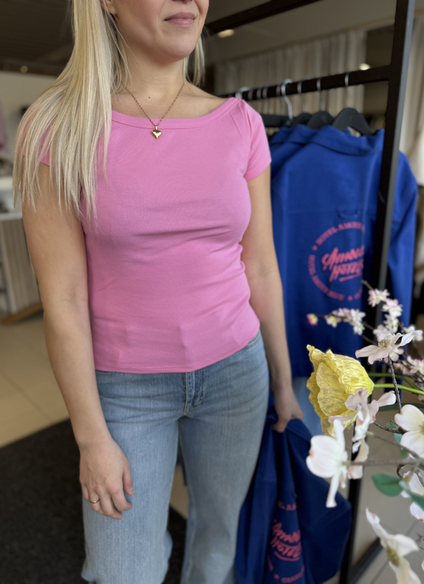 T-SHIRT I MJUK BOMULL MED STRETCH