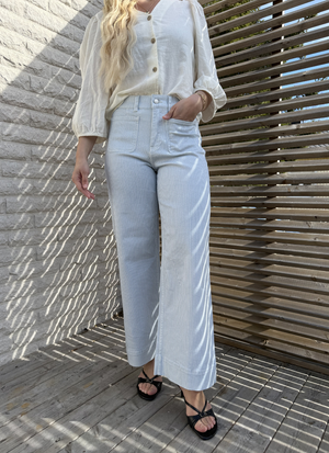 JEANS MED RANDIG DENIM