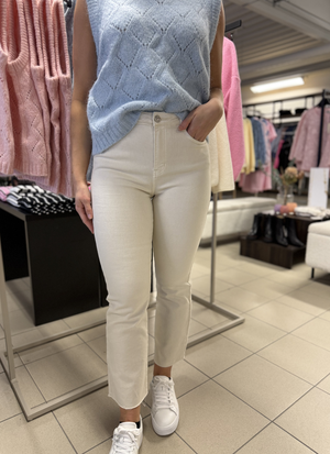 STRETCHJEANS KICKFLARE MED HÖG KOMFORT