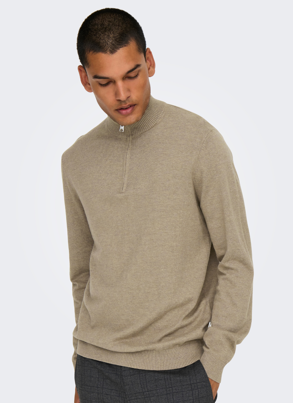 STICKAD HALF ZIP TRÖJA