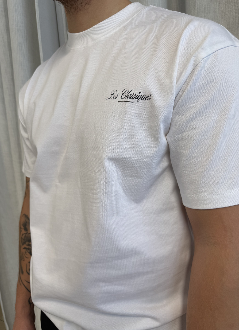 T-SHIRT MED TRYCK OCH LOOSE FIT