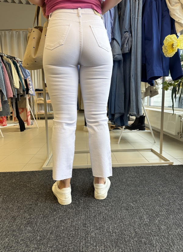 STRETCHJEANS KICKFLARE MED HÖG KOMFORT