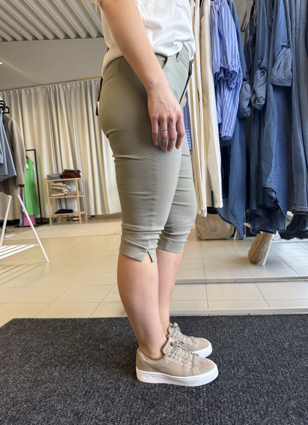 Dixi Capri Pants