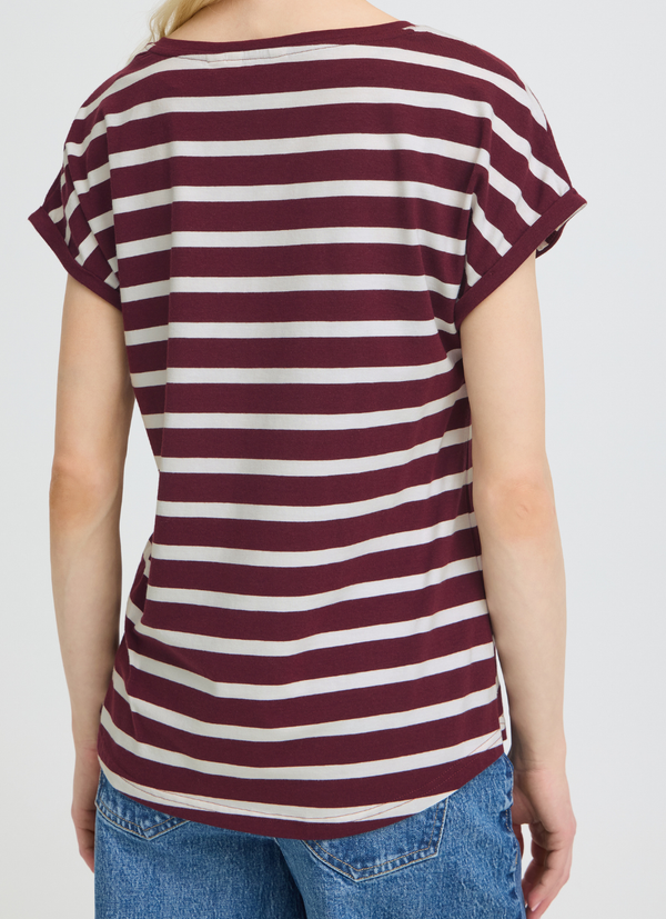 PAMILA ONECK TSHIRT