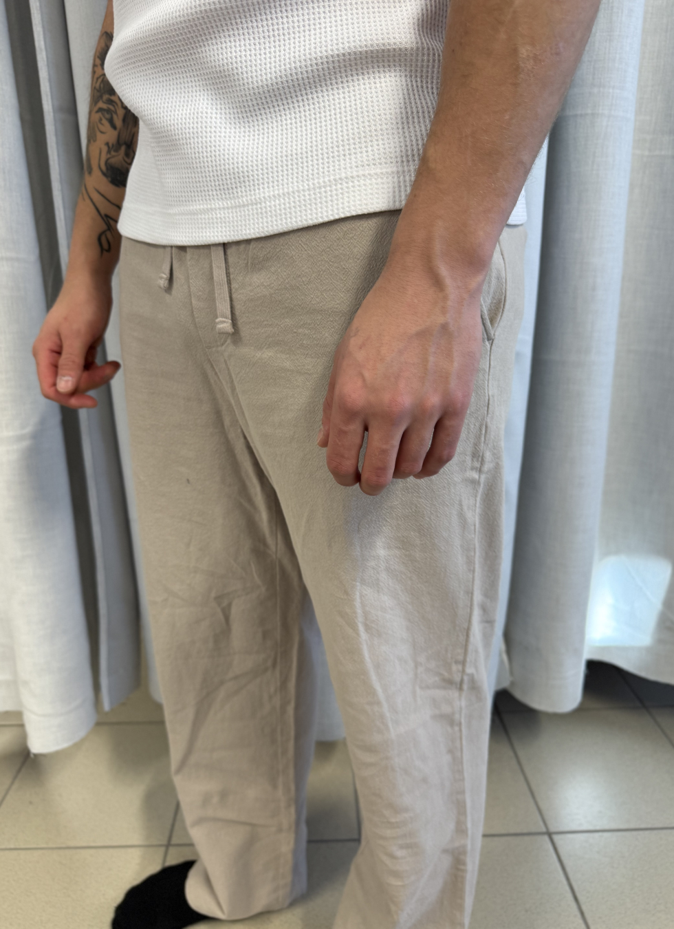 Loose Fit Byxor med Resårmidja