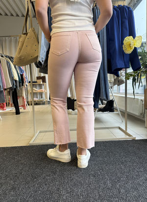 STRETCHJEANS KICKFLARE MED HÖG KOMFORT