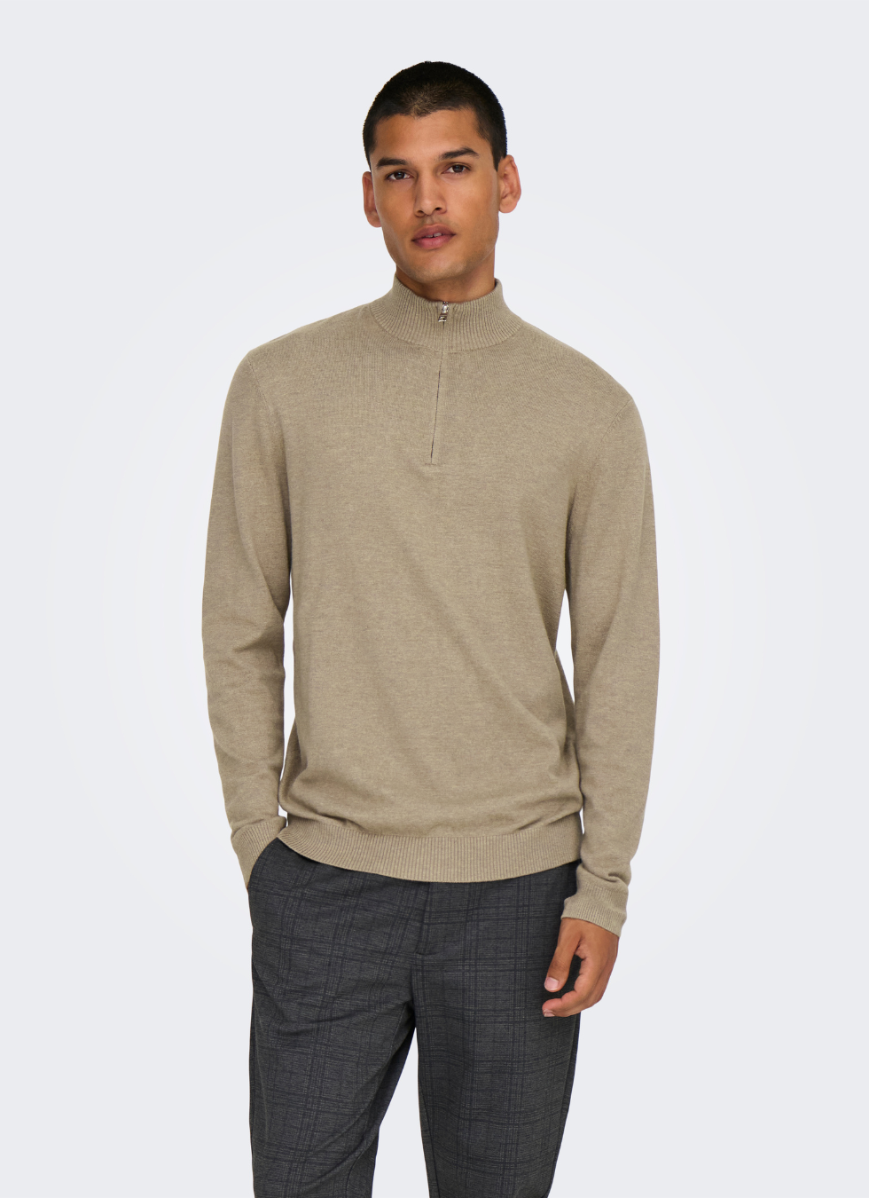 STICKAD HALF ZIP TRÖJA