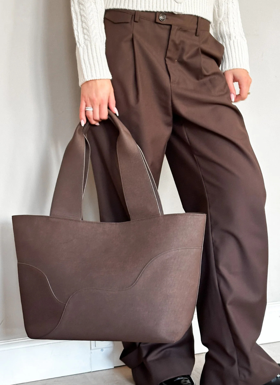 TOTE BAG MED FRONTDETALJER