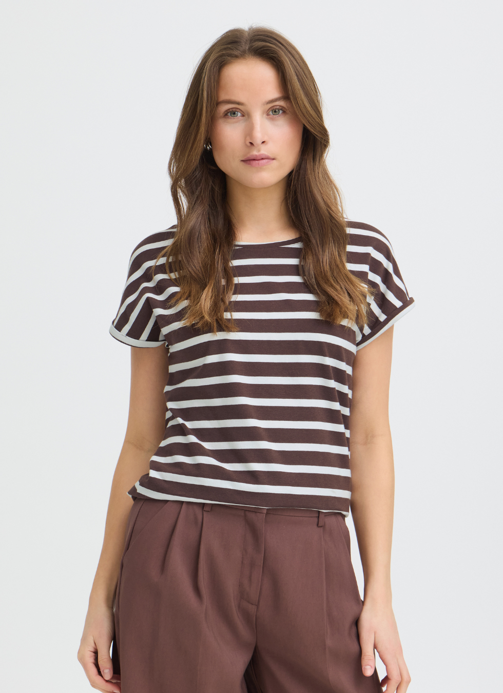 PAMILA ONECK TSHIRT