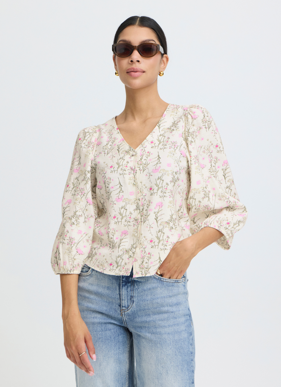 BLOMMIG BLUS I LINNEBLANDNING