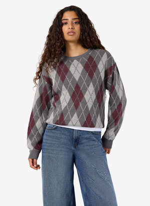 LEXA O-NECK ARGYLE KNIT