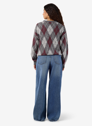 LEXA O-NECK ARGYLE KNIT